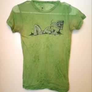 Urban Renewal Keep on the Grass Sheer Green Babydoll Fitted Tee Size Large